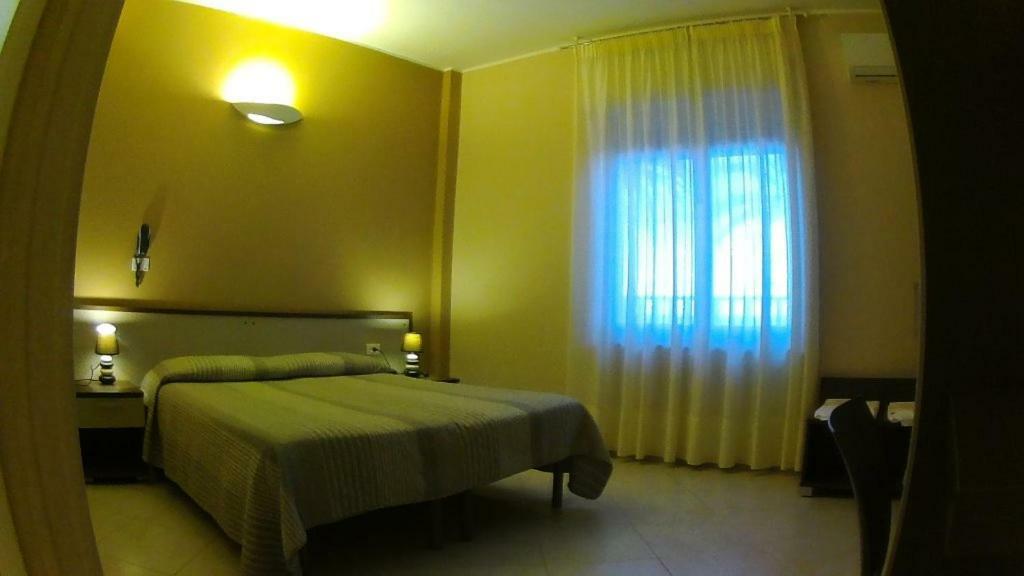 Albergo Sorriso Spotorno Exterior foto